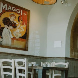 Pizzeria Spaccanapoli Dentro