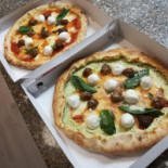 Iris Pizza E Cucina Nourriture