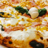 Iris Pizza E Cucina Nourriture