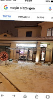 Magic Pizza outside