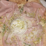 Pani Cunzatu Nourriture