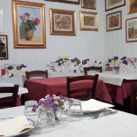 Le Zie Trattoria Casereccia inside