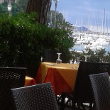 En Tragià Extérieur