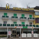 Grifone E Pizzeria Exterior