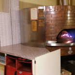 Pizzeria La Rotonda inside