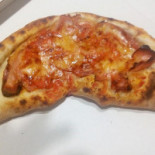 Un Mondo Di Pizza food