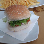 Macaja Comida