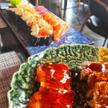 Sushi Miyaki food