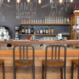 Hambu À l'intérieur