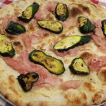 Gustèo Pizzeria Nourriture