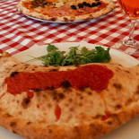 Gustèo Pizzeria Nourriture