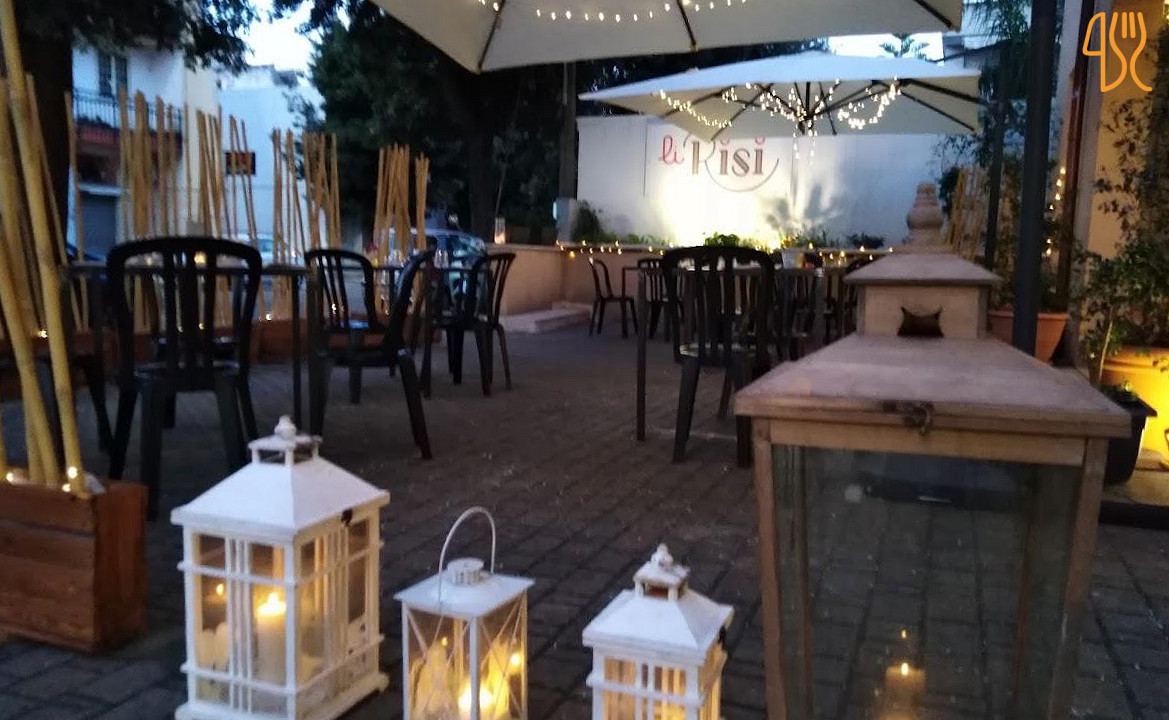 Li Risi Outside