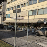 Cattan outside