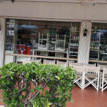 Cattan outside