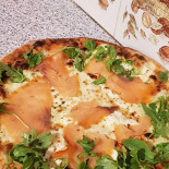 Gogo Pizza food