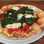 Gogo Pizza food