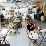 Mercato 24re Leuca À l'intérieur