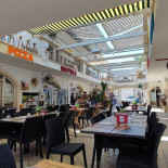 Mercato 24re Leuca À l'intérieur