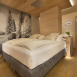 Compagnoni Inside