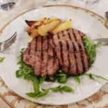 Rustichello Nourriture