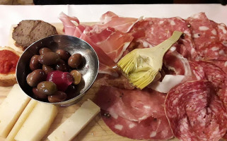 Gigi Trattoria food