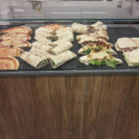 Night Shop E Pizza Nourriture