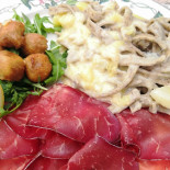 Trela Bar, Pizza Restaurant Nourriture
