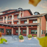 Santamaria Langhe outside