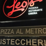 Leos Logo