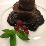 L'ostro Nourriture
