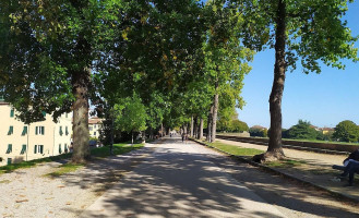 Ristorante Cocktail Bar San Colombano outside