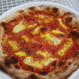 Pizzapulia food
