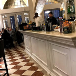 Caffè Vistarini inside