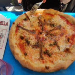 Pizzeria Pulcinella food