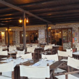 Papeete Ladispoli inside