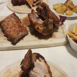 Bierkeller Comida