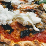 Pizzeria Da Totò E Un Pò Di Napoli food