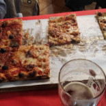 Pizzeria Da Totò E Un Pò Di Napoli food