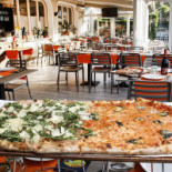 Pizzeria Da Totò E Un Pò Di Napoli inside