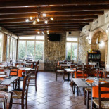 Pizzeria Da Totò E Un Pò Di Napoli inside