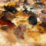 Pizzeria Da Totò E Un Pò Di Napoli food