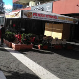 İstanbul DÖner Kebab outside
