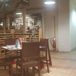 Roadhouse Grill Dentro