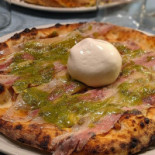 Pizzeria Cellarius Nourriture