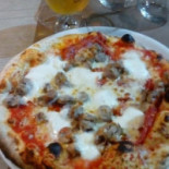 Pizzeria Cellarius Comida