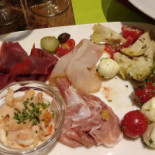 Bistro Seven Comida