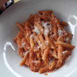 Rens E Rose Saloon food