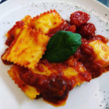 Il Nuovo Circolo Mariano food