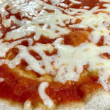 Pizza Reale food