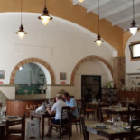 Controcorrente -taverna Di Mare- Marmoreo Bartolomeo Antico Borgo Marinaro Dentro